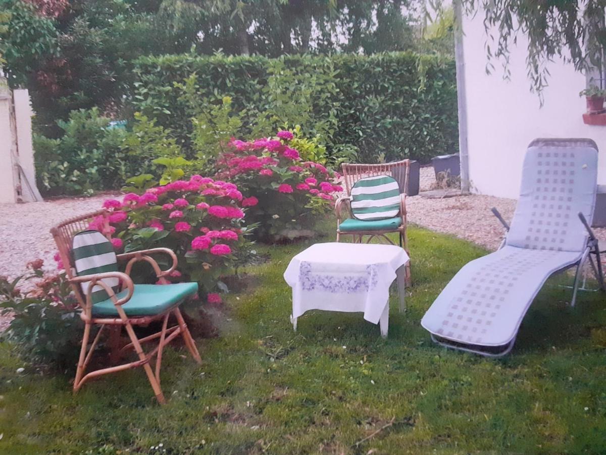 Peti Kaz Hotel Saint-Seurin-sur-l'Isle Luaran gambar