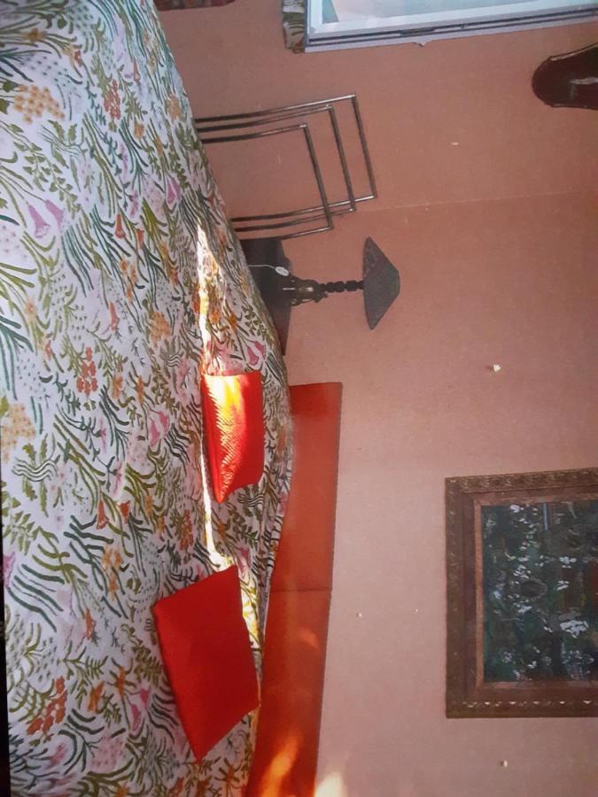 Peti Kaz Hotel Saint-Seurin-sur-l'Isle Luaran gambar