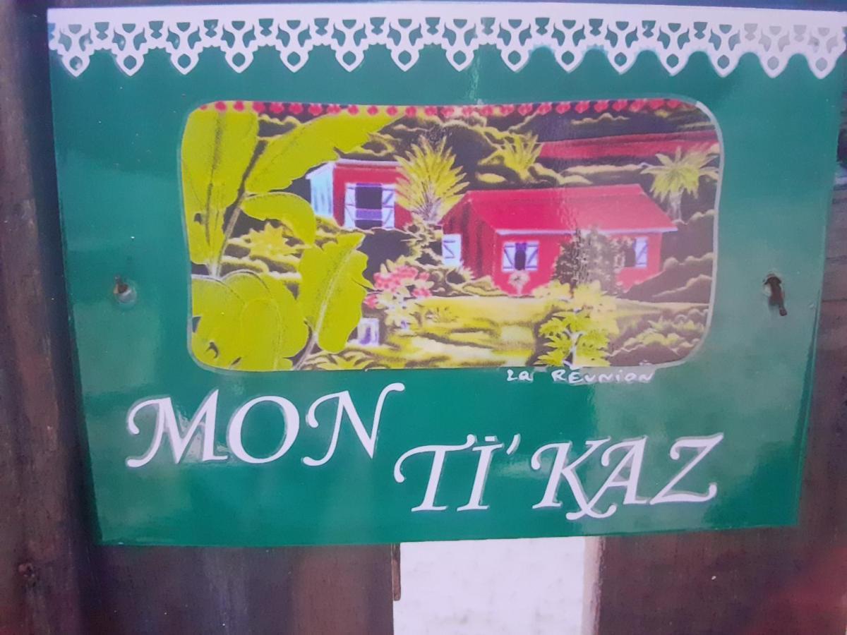 Peti Kaz Hotel Saint-Seurin-sur-l'Isle Luaran gambar